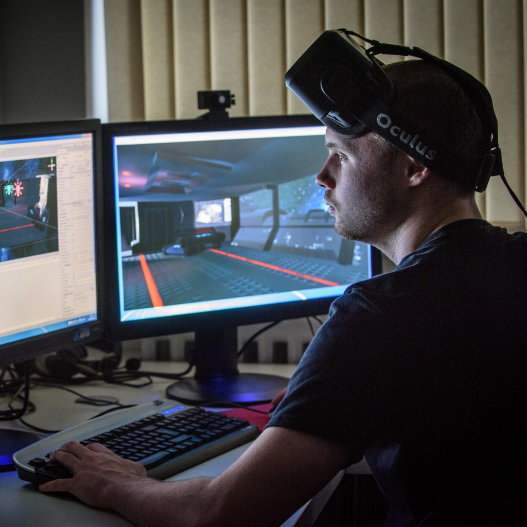 Student with Oculus Headset